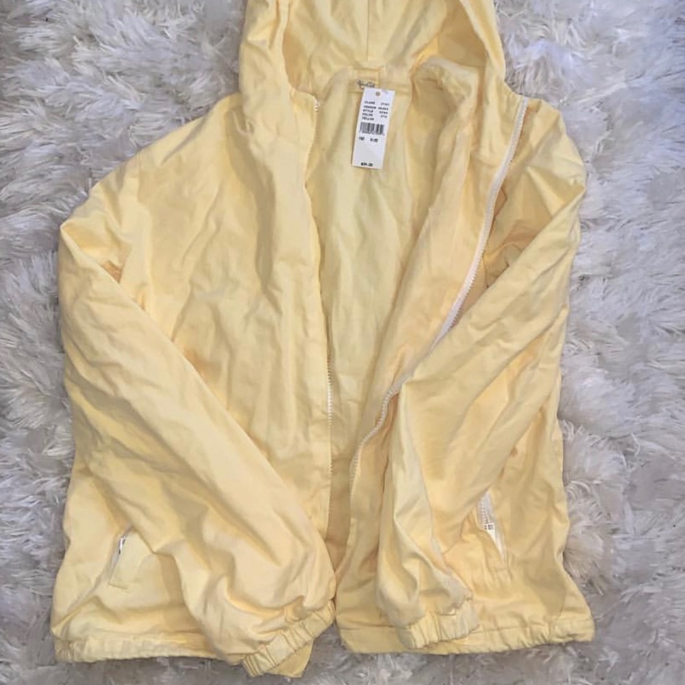 Brandy Melville windbreaker